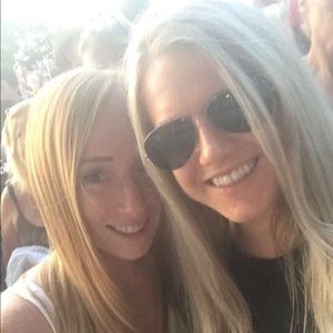 Meet your Posher, Rebecca